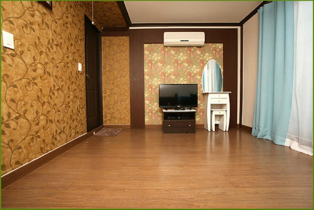 First Pension Тхэан Экстерьер фото